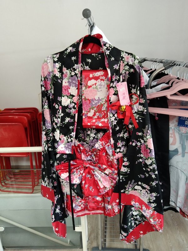 japanischer Frauen Kimono Lolita - rot
