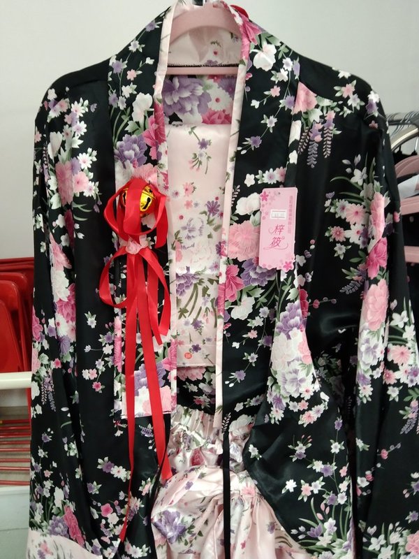 japanischer Frauen Kimono Lolita - rosa